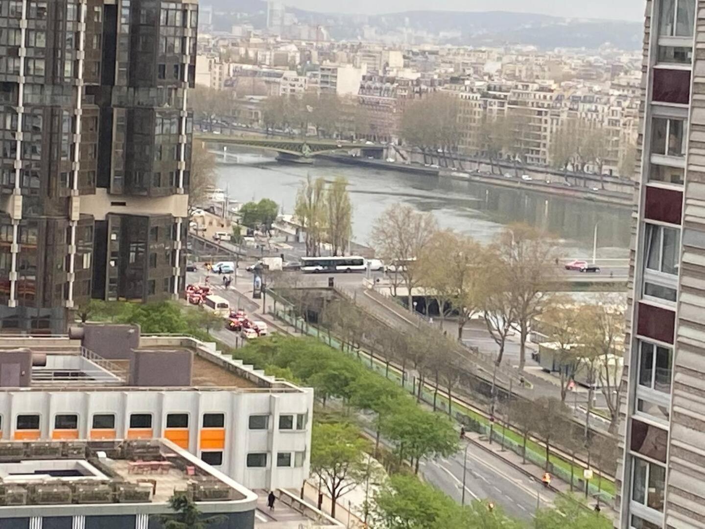 Family Seine & Spacious Flat 8Min Walk To Eiffeltower Ac Париж Экстерьер фото